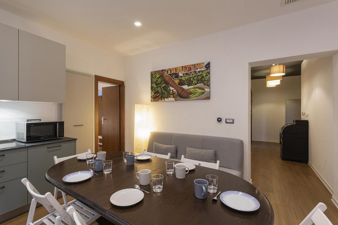 Family Flat In The City Center By Wonderful Italy Генуя Экстерьер фото